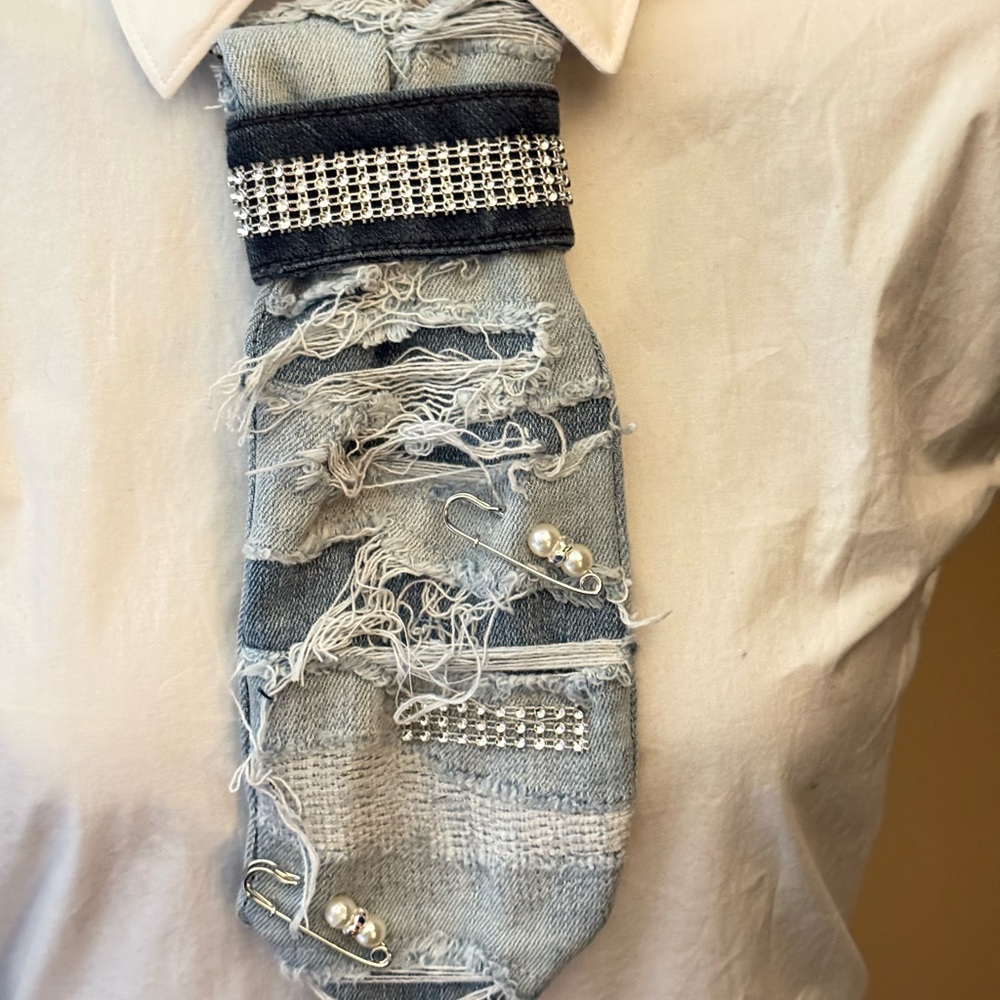 🚫🚫🚫SOLD🚫🚫🚫Distressed Denim Tie with Rhinestone Accents